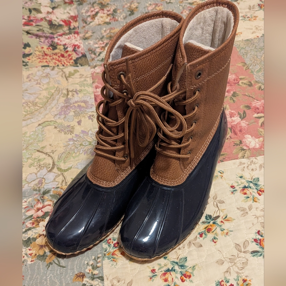 JBU Duck Boots women's size 10 Maplewood Rain Snow Waterproof